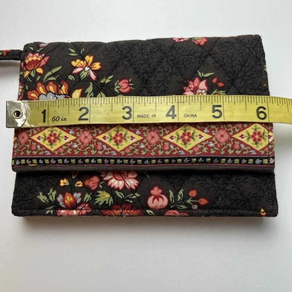 Vera Bradley approximate measurements